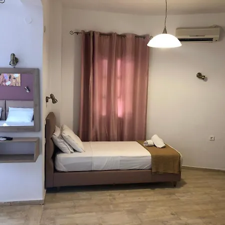 Hills * Skiathos stad