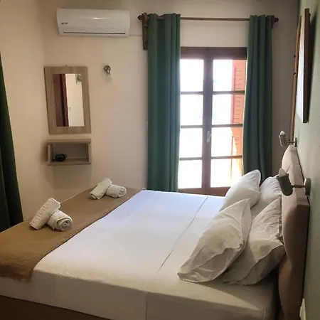 Hills 3* Skiathos