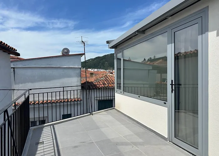 Aparthotel Hills Skiathos Town